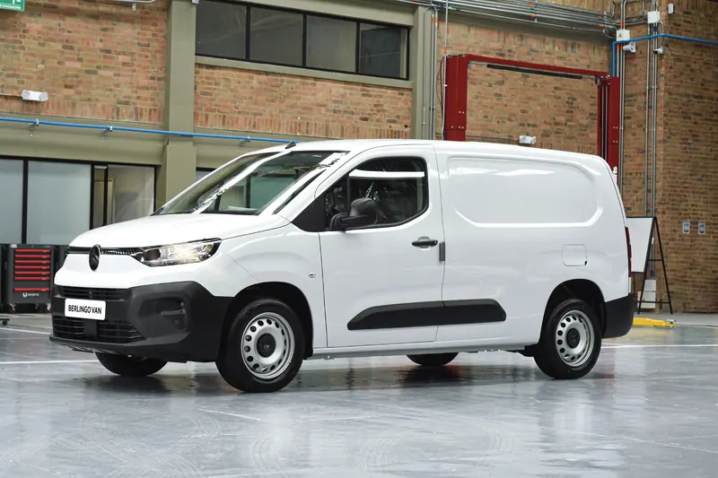 Berlingo Van vista lateral completa